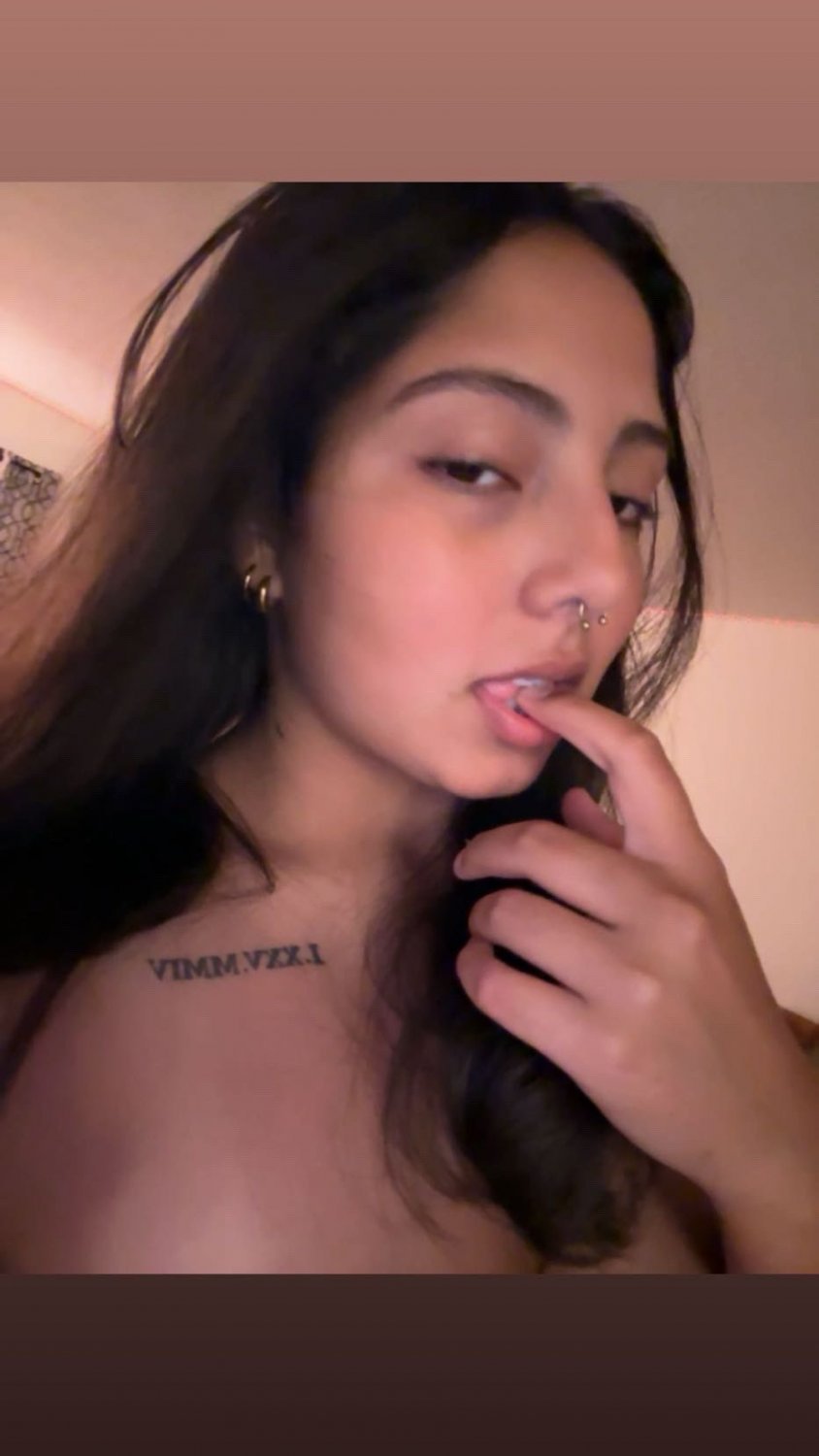 Beautiful big titty latina sucks dick and shows fire body !