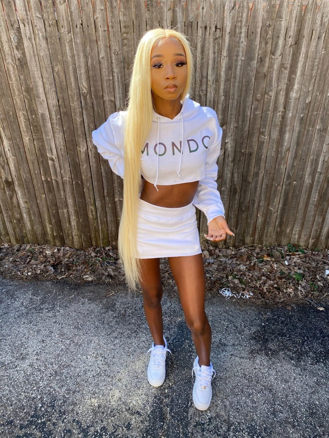 Cute petite & skinny ebony 🥵🍑🔥