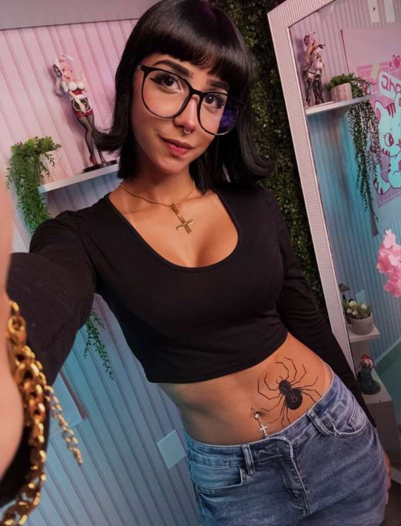 Perfect slim latina solo dildo anal